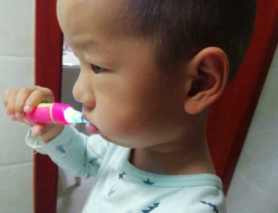 brushbaby牙刷牙膏怎么樣 brushbaby牙膏好用嗎 brushbaby牙刷牙膏怎么樣 brushbaby牙膏好用嗎