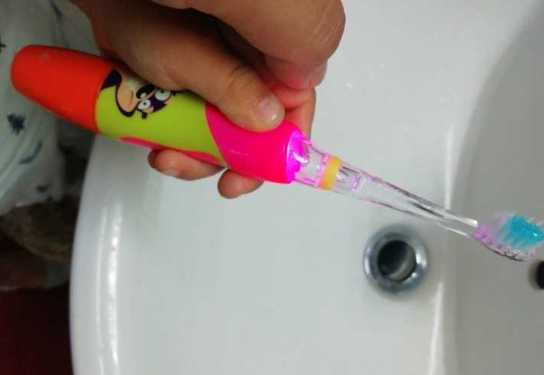 brushbaby牙刷牙膏怎么樣 brushbaby牙膏好用嗎 brushbaby牙刷牙膏怎么樣 brushbaby牙膏好用嗎