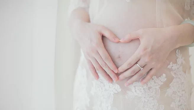 宮頸粘液栓流出多久會生 臨產前排出宮頸粘液栓怎么辦