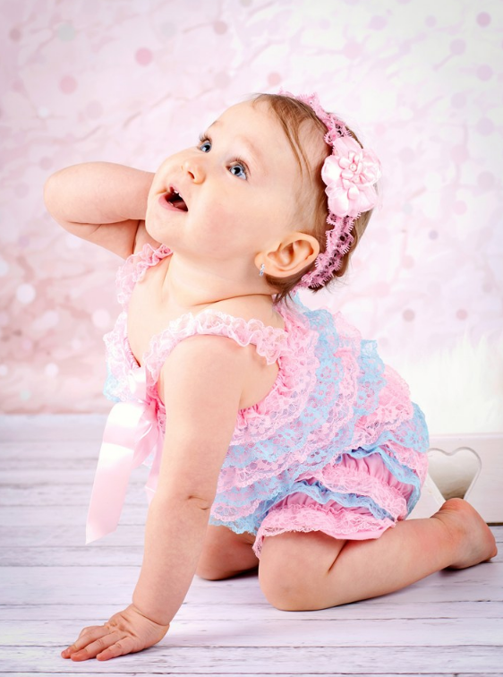 為什么孩子吃奶的時候會被奶嗆到 寶寶嗆奶原因解答 為什么孩子吃奶的時候會被奶嗆到 寶寶嗆奶原因解答