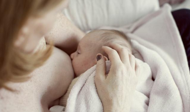 產(chǎn)后漲奶不及時處理會得乳腺炎嗎 產(chǎn)后漲奶期一般有幾天 產(chǎn)后漲奶不及時處理會得乳腺炎嗎 產(chǎn)后漲奶期一般有幾天