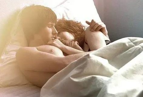 性生活多長時間是正常時間 性生活最佳時間段是什么 性生活多長時間是正常時間 性生活最佳時間段是什么