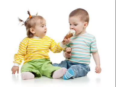 孩子夏季能吃冷飲嗎 孩子夏季吃冷飲要注意什么