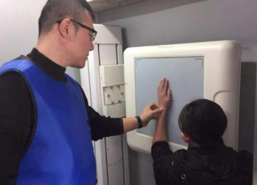 孩子骨齡提前是怎么回事 孩子骨齡超前怎么辦