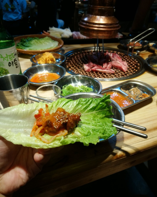 吃烤肉說(shuō)說(shuō)心情短語(yǔ) 和朋友吃烤肉說(shuō)說(shuō)朋友圈 吃烤肉說(shuō)說(shuō)心情短語(yǔ) 和朋友吃烤肉說(shuō)說(shuō)朋友圈