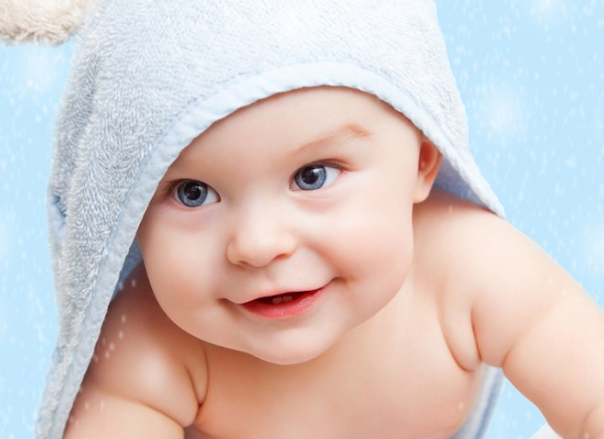 寶寶一百天了超萌的句子 寶寶一百天的心情說說