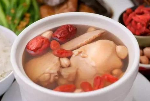 剖腹產坐月子和順產坐月子有什么區別 坐月子要注意什么