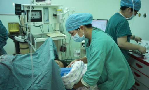 順產側切是切哪里 順產側切后的護理 順產側切是切哪里 順產側切后的護理