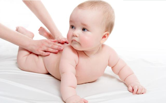 小兒捏脊的好處有哪些 小兒捏脊正確步驟