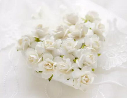 結婚紀念日朋友圈說說2019 今天是結婚紀念日心情感慨