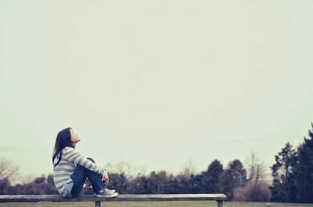 一個(gè)人心累傷感說說配圖 一個(gè)人心累的句子