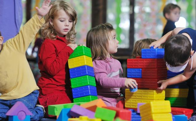 孩子上幼兒園需要哪些證件 寶寶幼兒園該怎么挑選