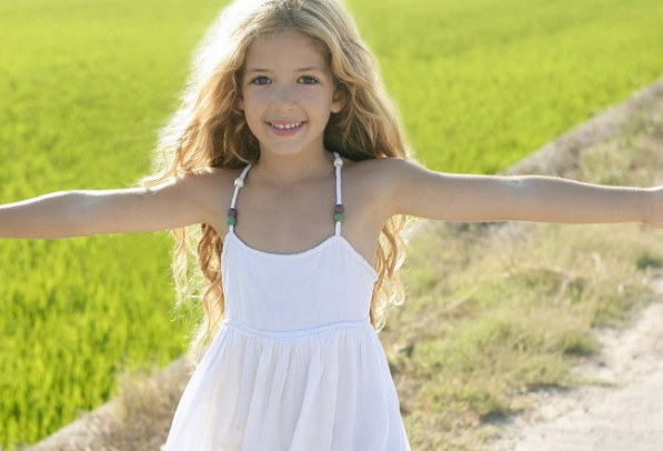 帶孩子旅游說說心情朋友圈 描寫孩子旅游心情的句子