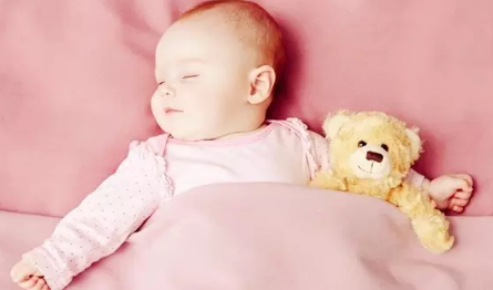 3個月的寶寶睡覺不踏實怎么辦 寶寶睡覺不踏實如何護理