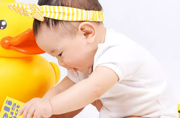 兒子一歲生日祝福語發朋友圈圈 兒子一歲生日簡單說說 兒子一歲生日祝福語發朋友圈圈 兒子一歲生日簡單說說