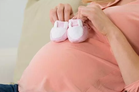 只有初產(chǎn)婦才會被側(cè)切嗎 生二胎還會被側(cè)切嗎 只有初產(chǎn)婦才會被側(cè)切嗎 生二胎還會被側(cè)切嗎