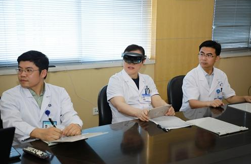 首例5G乳腺手術是怎么回事 5G乳腺手術是什么 首例5G乳腺手術是怎么回事 5G乳腺手術是什么