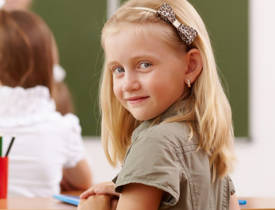 舍不得女兒長(zhǎng)大的心情說(shuō)說(shuō) 舍不得女兒長(zhǎng)大的句子