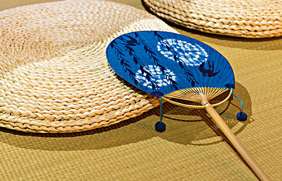 涼席會導致孩子受寒嗎 夏天睡涼席好嗎 涼席會導致孩子受寒嗎 夏天睡涼席好嗎