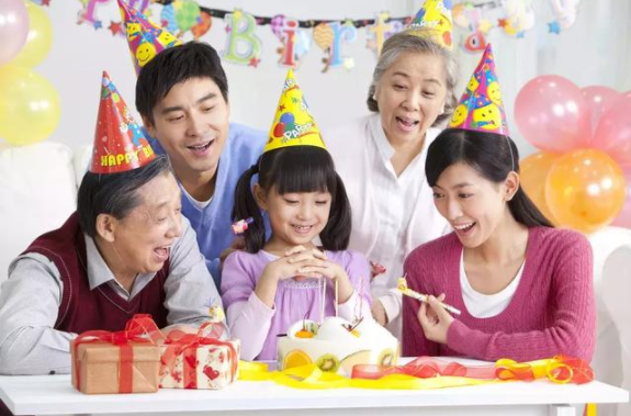 寶寶三歲生日祝福語 寶寶三歲生日祝福語朋友圈 寶寶三歲生日祝福語 寶寶三歲生日祝福語朋友圈