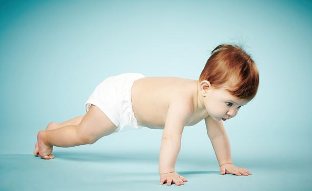 孩子走路六種異常行為姿勢 怎么預(yù)防寶寶八字腳