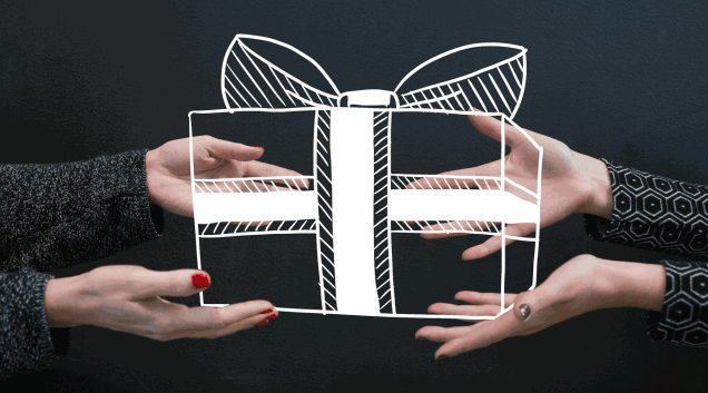 七夕收到禮物怎么發朋友圈說說 七夕收到禮物的幸福心情說說