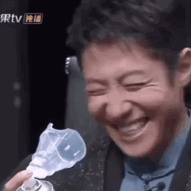 這個夏天最忙的三個人是誰 李光洙撒貝寧佟湘玉表情包大全