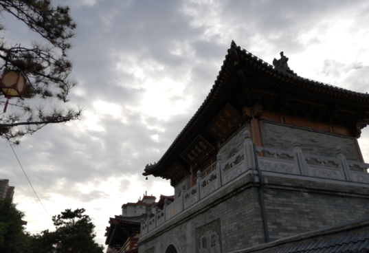 雨后有點涼快的說說句子 關于夏天雨后的說說朋友圈 雨后有點涼快的說說句子 關于夏天雨后的說說朋友圈