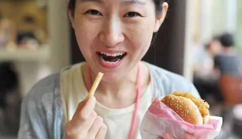 孕婦鉛中毒癥狀有哪些 孕婦用化妝品要謹慎