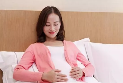 剖腹產傷口肚皮痛怎么回事 剖腹產傷口痛癢怎么辦