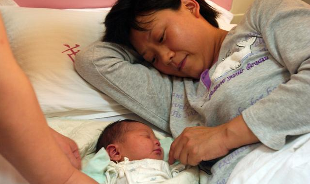 生完孩子產婦體重減多少正常 產后如何讓肚子變小 生完孩子產婦體重減多少正常 產后如何讓肚子變小