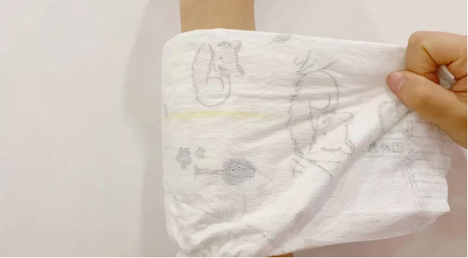 紙尿褲怎么挑選 選紙尿褲時(shí)應(yīng)該注意什么 紙尿褲怎么挑選 選紙尿褲時(shí)應(yīng)該注意什么