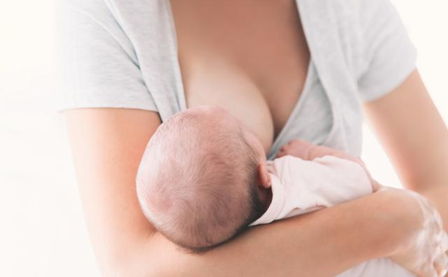 寶寶奶水不夠吃的判斷小技巧 寶寶奶水不夠吃怎么促進乳汁分泌 寶寶奶水不夠吃的判斷小技巧 寶寶奶水不夠吃怎么促進乳汁分泌