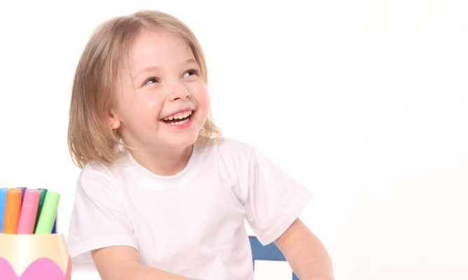 發(fā)孩子特別喜歡游戲應(yīng)該怎么陪伴比較好 孩子玩游戲應(yīng)該怎么跟他交流 發(fā)孩子特別喜歡游戲應(yīng)該怎么陪伴比較好 孩子玩游戲應(yīng)該怎么跟他交流