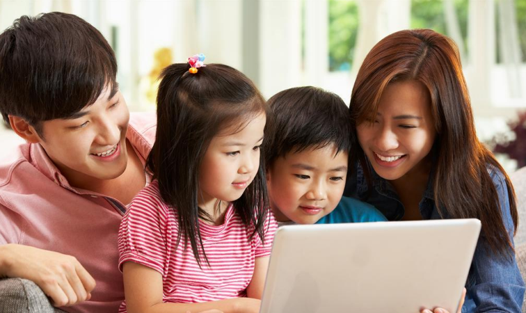 女兒懂事乖巧的句子 女兒懂事欣慰的說說朋友圈