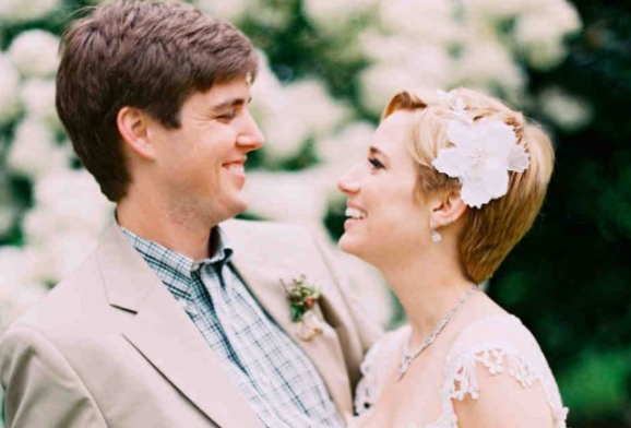 結(jié)婚發(fā)朋友圈搞笑沙雕篇 結(jié)婚時發(fā)的搞笑句子