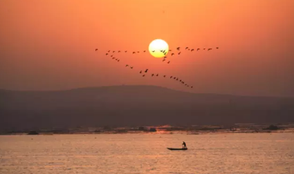 秋天來(lái)了的說(shuō)說(shuō)心情 形容秋天來(lái)了說(shuō)說(shuō)帶圖