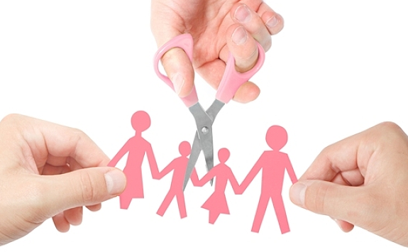 產后想離婚怎么處理 產后想離婚怎么辦 產后想離婚怎么處理 產后想離婚怎么辦