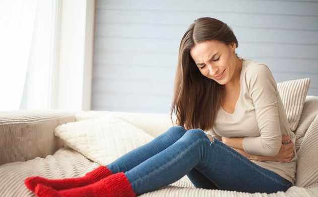 排卵期出血超過幾天要重視 排卵期出血是懷孕的癥狀嗎 排卵期出血超過幾天要重視 排卵期出血是懷孕的癥狀嗎