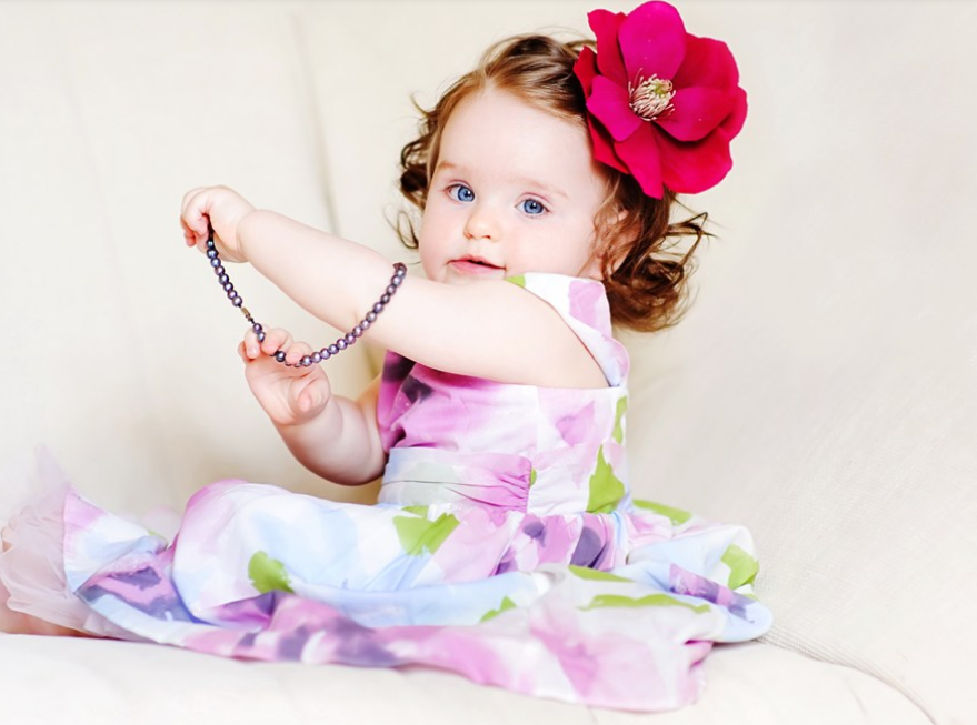 女兒出生了的幸福說(shuō)說(shuō) 女兒出生如何發(fā)朋友圈 女兒出生了的幸福說(shuō)說(shuō) 女兒出生如何發(fā)朋友圈