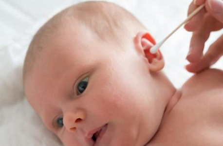 寶寶耳屎到底要不要清理 寶寶耳屎怎么處理好 寶寶耳屎到底要不要清理 寶寶耳屎怎么處理好