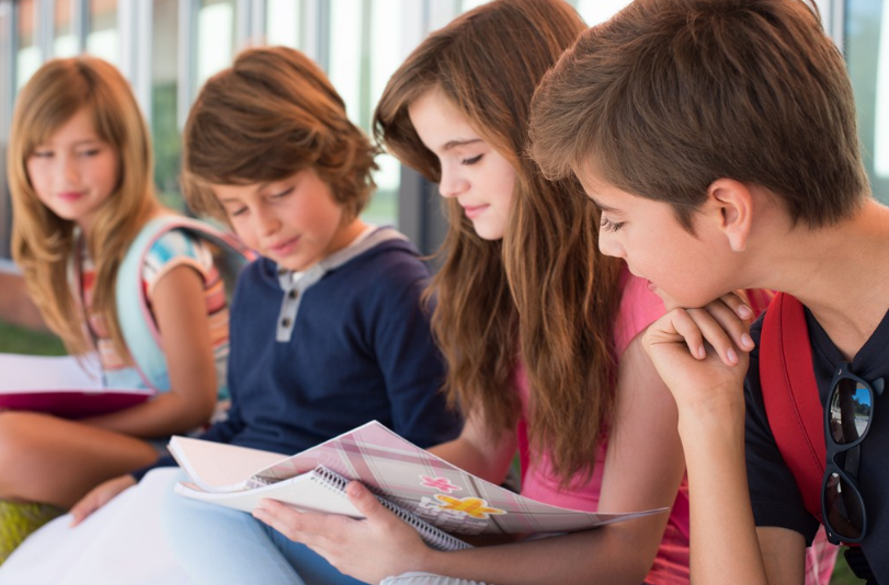 孩子沉迷手機要怎么辦好 怎么讓孩子少玩手機 孩子沉迷手機要怎么辦好 怎么讓孩子少玩手機