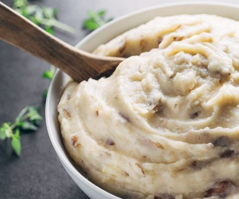 寶寶吃輔食要定點定量嗎 給寶寶添加輔食要注意什么 寶寶吃輔食要定點定量嗎 給寶寶添加輔食要注意什么