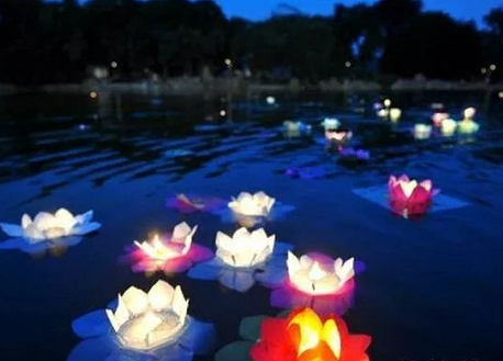 2019農歷七月十五鬼節(jié)出生的人命運怎么樣 七月半出生的女孩是什么命 2019農歷七月十五鬼節(jié)出生的人命運怎么樣 七月半出生的女孩是什么命