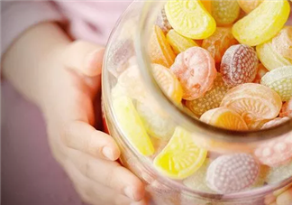 三歲以下嬰幼兒食品禁止加糖是怎么回事 孩子多大能吃糖