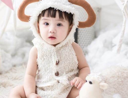 寶寶會坐了發朋友圈說說 寶寶會坐了這一刻開心句子 寶寶會坐了發朋友圈說說 寶寶會坐了這一刻開心句子