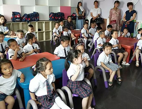 幼兒園開學第一天家長感言 寶貝幼兒園第一天開學心情