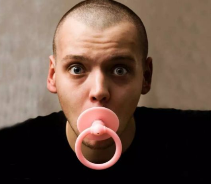 啃老族年輕人的共同特點 新型啃老模式例子 啃老族年輕人的共同特點 新型啃老模式例子