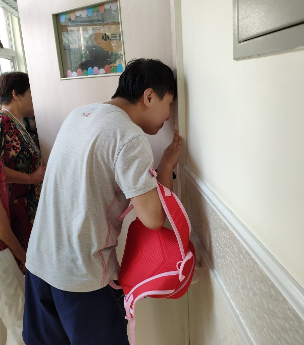 孩子第一天上幼兒園當(dāng)媽的心情 送孩子上幼兒園家長心情 孩子第一天上幼兒園當(dāng)媽的心情 送孩子上幼兒園家長心情