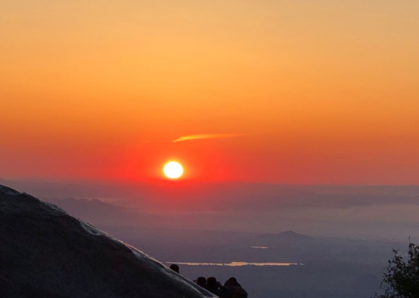 發爬泰山的朋友圈應該怎么形容 爬泰山怎么發朋友圈文藝 發爬泰山的朋友圈應該怎么形容 爬泰山怎么發朋友圈文藝